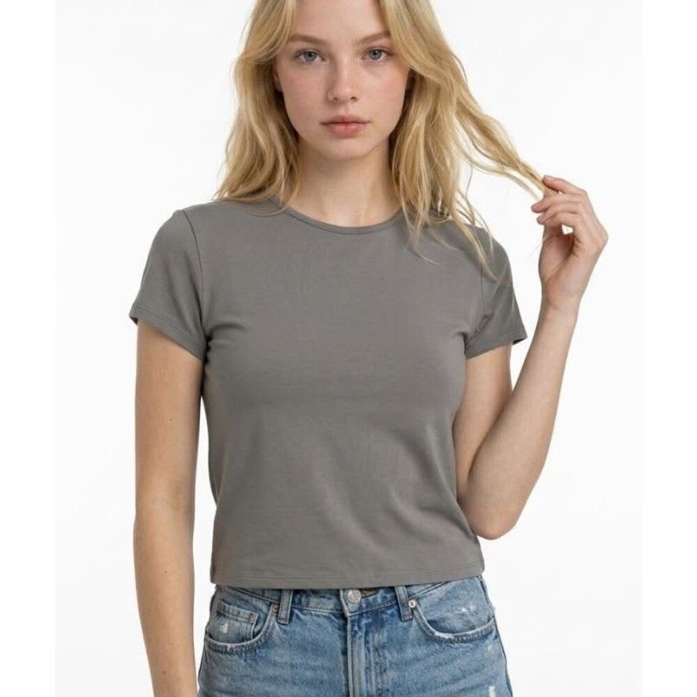 H&M Divided Womens Size XLt Shirt Cropped Fitted Gray